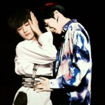 深入了解 车后座小杰和慧琳